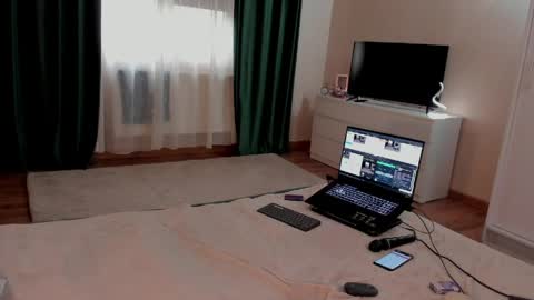 Arianacustom videos available for sale try my special  vibes 112233111222333 private copy at request online show from 04-30-26, 08:42