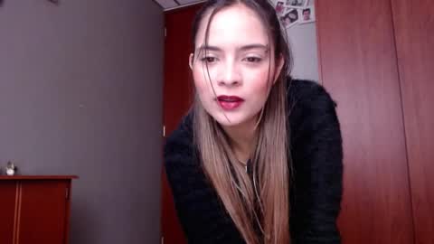 ximena online show from 09-18-25, 07:49