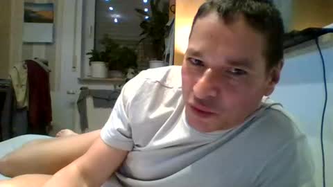 Snapshot of as660660 chatting on 10-25-25, 08:47 as660660 online show from 10-25-25, 08:47