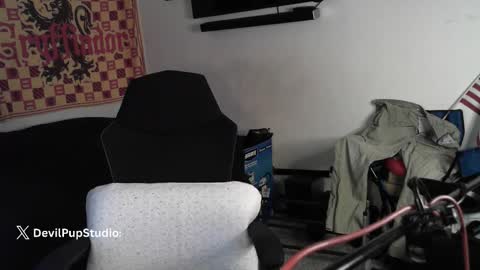 devilPup75 online show from 11-02-25, 03:25