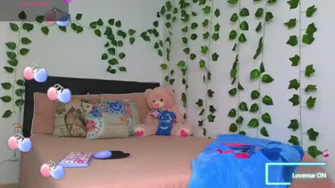 Asena online show from 03-11-25, 05:57