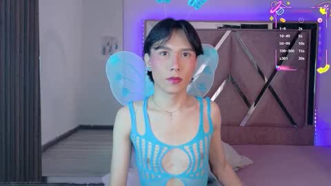 Snapshot of ash_femboy chatting on 10-25-25, 08:58 Ash Femboy online show from 10-25-25, 08:58