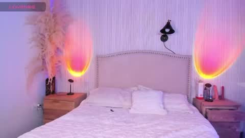 Snapshot of ash_leey chatting on 05-19-26, 12:33 Ashley online show from 05-19-26, 12:33