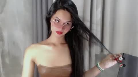 Snapshot of ash_sexdoll chatting on 01-16-25, 06:35 ASH online show from 01-16-25, 06:35