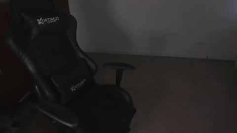 ash_smith1 online show from 12-12-24, 10:31