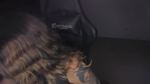 ash_smith1 online show from 03-04-26, 11:33