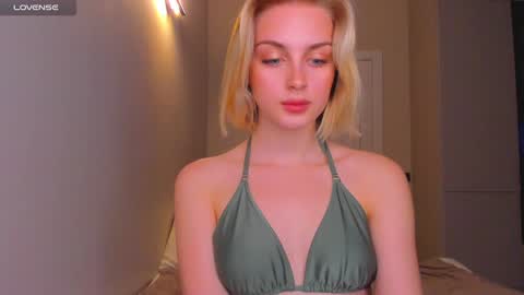 your pretty Ashley online show from 12-03-24, 05:23