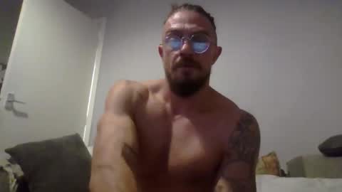 Snapshot of ashdrewery01519813 chatting on 11-23-25, 09:14 ashdrewery01519813 online show from 11-23-25, 09:14