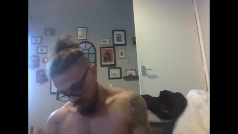 Snapshot of ashdrewery01519813 chatting on 11-24-25, 03:01 ashdrewery01519813 online show from 11-24-25, 03:01