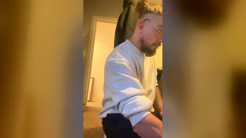 Snapshot of ashdrewery01519813 chatting on 12-16-25, 08:30 ashdrewery01519813 online show from 12-16-25, 08:30