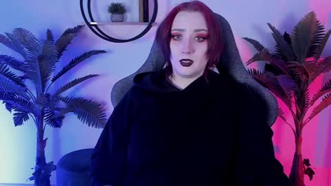 Snapshot of asheluck chatting on 12-15-24, 08:25 AshleyAshe online show from 12-15-24, 08:25