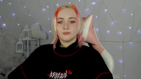 Snapshot of asheluck chatting on 01-26-25, 11:29 AshleyAshe online show from 01-26-25, 11:29