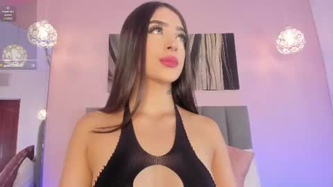 Snapshot of ashely_rous_ chatting on 07-06-26, 08:11 Ashely online show from 07-06-26, 08:11