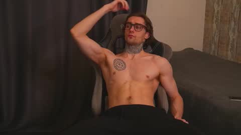 Snapshot of asher_88 chatting on 02-01-26, 12:37 Jerk Machine online show from 02-01-26, 12:37