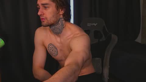 Snapshot of asher_88 chatting on 02-08-26, 10:40 Jerk Machine online show from 02-08-26, 10:40