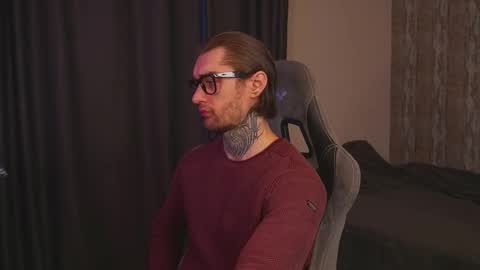 Snapshot of asher_88 chatting on 02-11-26, 12:21 Jerk Machine online show from 02-11-26, 12:21