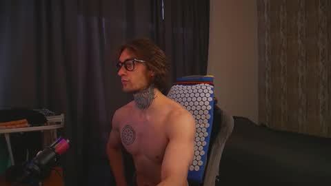 Snapshot of asher_88 chatting on 02-21-26, 09:43 Jerk Machine online show from 02-21-26, 09:43