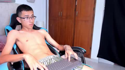   Asher  online show from 12-22-25, 08:06