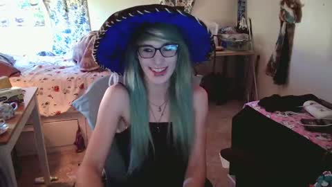 Ashley Scarlett online show from 09-30-25, 07:19
