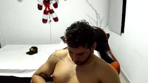 ashlan_king online show from 12-17-25, 04:07