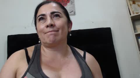 ashleey_thompson online show from 01-11-25, 12:55