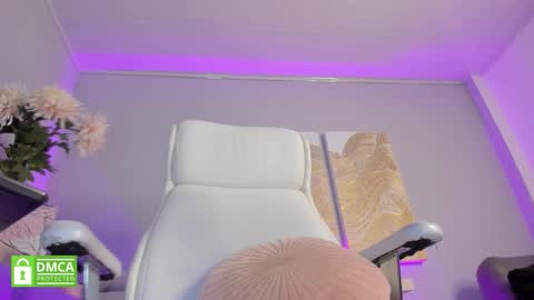 Ashley online show from 12-14-25, 12:38