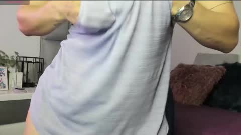 Carolina  online show from 02-06-26, 11:41