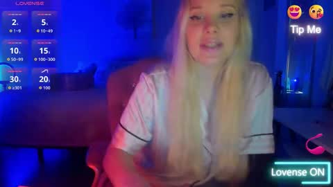 Snapshot of ashley_57 chatting on 01-10-26, 03:25 Ashley online show from 01-10-26, 03:25