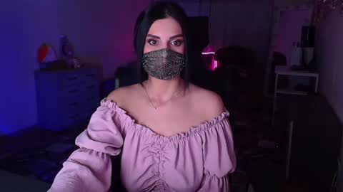 Snapshot of ashley__cooper__ chatting on 12-04-24, 02:42 Yasmina online show from 12-04-24, 02:42
