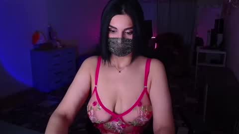 Snapshot of ashley__cooper__ chatting on 12-06-24, 04:58 Yasmina online show from 12-06-24, 04:58