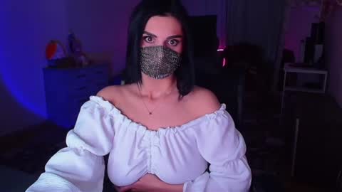 Snapshot of ashley__cooper__ chatting on 12-06-24, 08:05 Yasmina online show from 12-06-24, 08:05