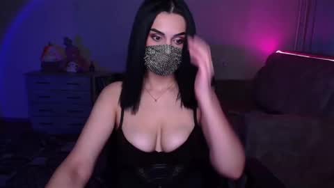 Snapshot of ashley__cooper__ chatting on 12-26-24, 03:16 Yasmina online show from 12-26-24, 03:16