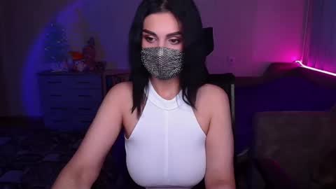 Snapshot of ashley__cooper__ chatting on 01-08-25, 05:05 Yasmina online show from 01-08-25, 05:05