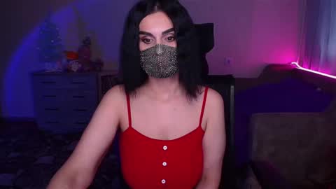 Snapshot of ashley__cooper__ chatting on 01-11-25, 06:45 Yasmina online show from 01-11-25, 06:45