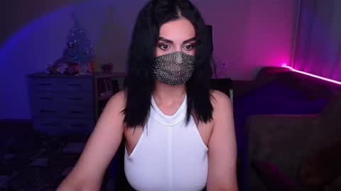 Snapshot of ashley__cooper__ chatting on 01-26-25, 04:20 Yasmina online show from 01-26-25, 04:20