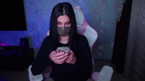 Snapshot of ashley__cooper__ chatting on 09-17-25, 04:47 Yasmina online show from 09-17-25, 04:47
