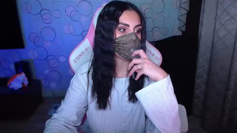 Snapshot of ashley__cooper__ chatting on 10-01-25, 05:24 Yasmina online show from 10-01-25, 05:24