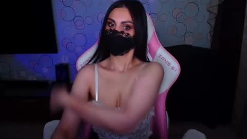   Yasmina   online show from 02-10-26, 04:05