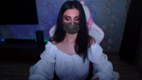 Snapshot of ashley__cooper__ chatting on 06-26-26, 04:50 Yasmina online show from 06-26-26, 04:50