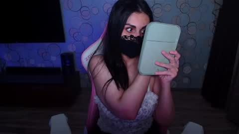 Snapshot of ashley__cooper__ chatting on 07-01-26, 04:14 Yasmina online show from 07-01-26, 04:14