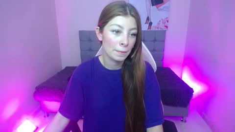 Snapshot of ashley_benson_x chatting on 02-16-26, 06:59 Ashley online show from 02-16-26, 06:59