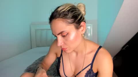 ashley_blair online show from 12-31-24, 10:45