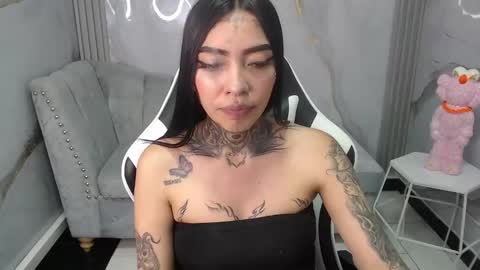 ashley_blum_v online show from 10-18-25, 08:42