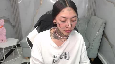 ashley_blum_v online show from 11-12-25, 08:52