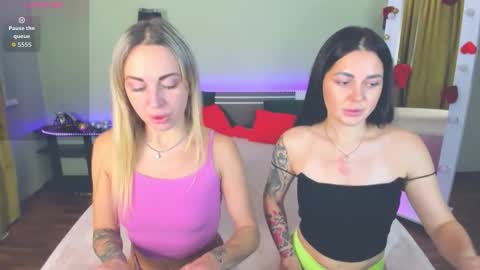 Snapshot of ashley_crashly chatting on 11-10-25, 09:52 Alina online show from 11-10-25, 09:52