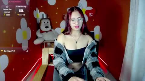 Snapshot of ashley_erotic chatting on 06-17-26, 08:10 Ashley online show from 06-17-26, 08:10