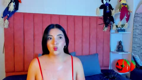 ashley_ollsen online show from 10-29-25, 02:58
