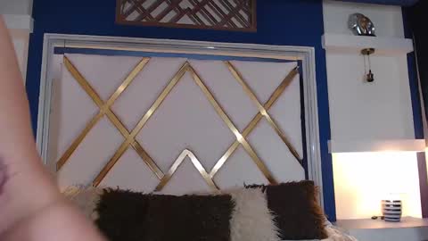  Ashley online show from 02-14-25, 07:17