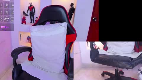 Snapshot of ashley_sa_ chatting on 11-30-25, 05:33 Ashley online show from 11-30-25, 05:33