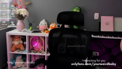 Ashlee Boox   online show from 05-01-26, 04:00